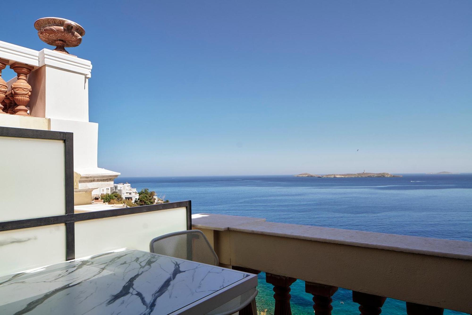Hotel Syrou Melathron Ermupoli Exteriér fotografie